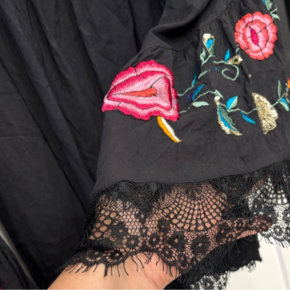 Anthropologie Ruby Yaya CottonTunic Embroidered Long Bell Sleeve Off ShoulderTop - Picture 4 of 9